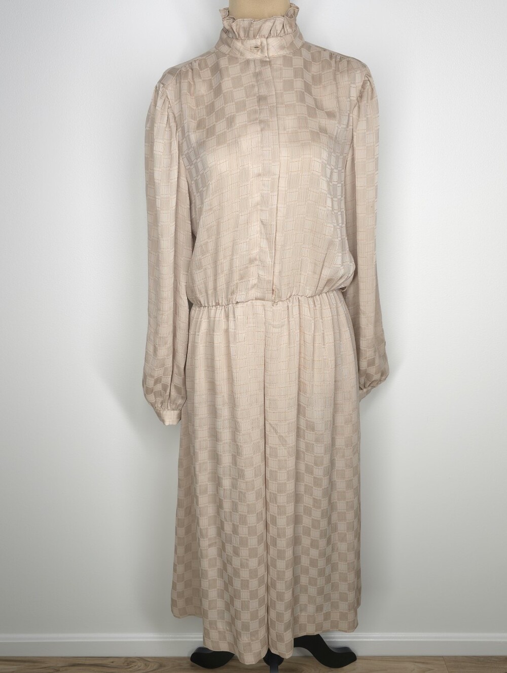 Matti of Lynne Vintage-Inspired Cream Long Sleeve Midi Dress